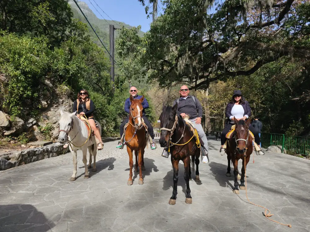 tours-en-mty