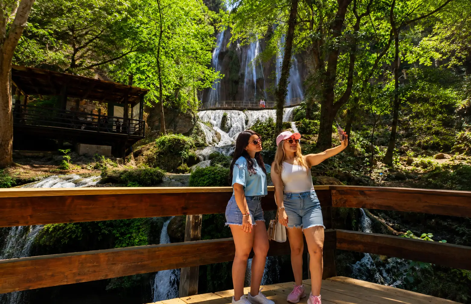 TOUR-CASCADA-COLA-DE-CABALLO